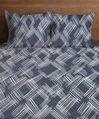 Lines Flat Double Bedsheet With 2 Pillow Cover
