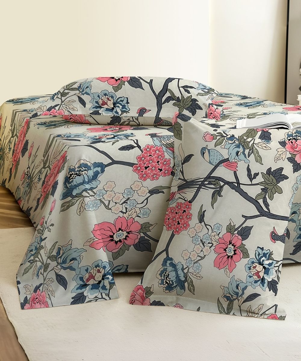 Orchard Elegance Bedsheet With Pillow Covers