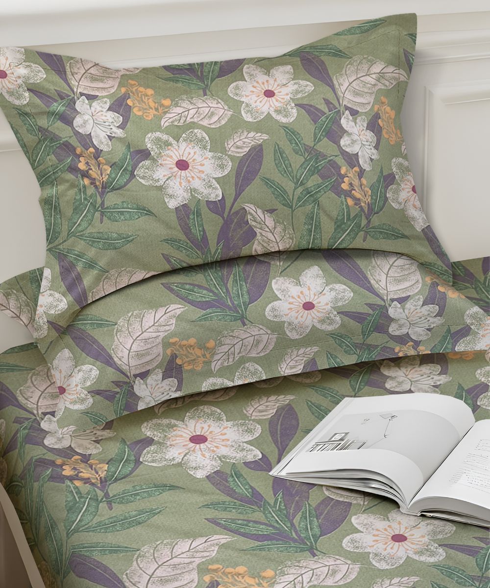 Garden Whisper Flat Double Bedsheet With 2 Pillow Covers