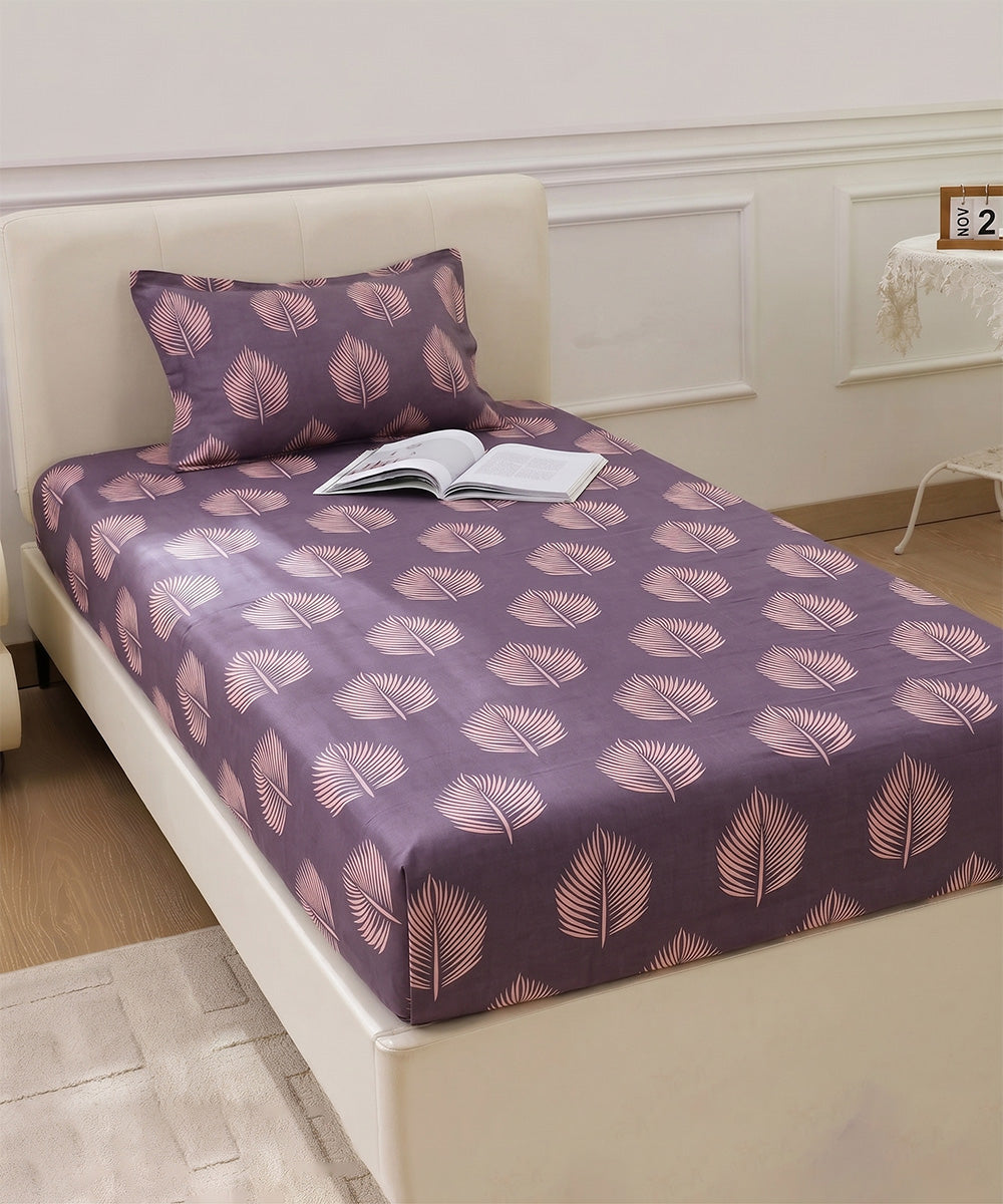 Twilight leaves Single Bedsheet With 1 Pillow Cover