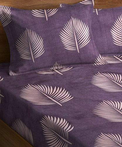 Twilight Leaves Bedsheet With Pillow Covers