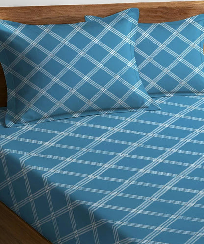 Ocean Check King Size Bedsheet With 2 Pillow Cover