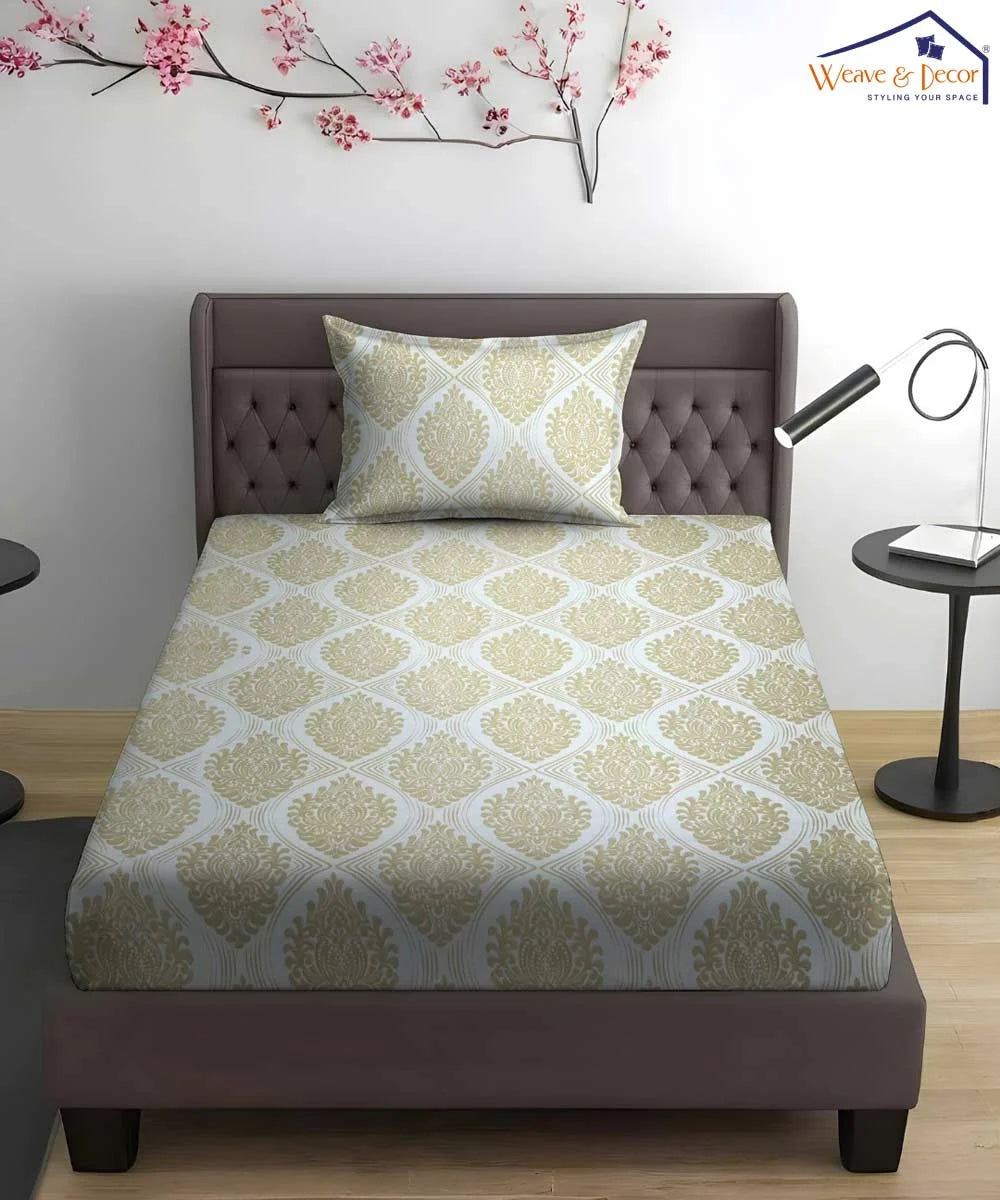 Vintage Crest King Size Bedsheet With 2 Pillow Cover