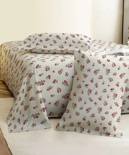 Berry Blush Flat Bedsheet With Pillow Covers