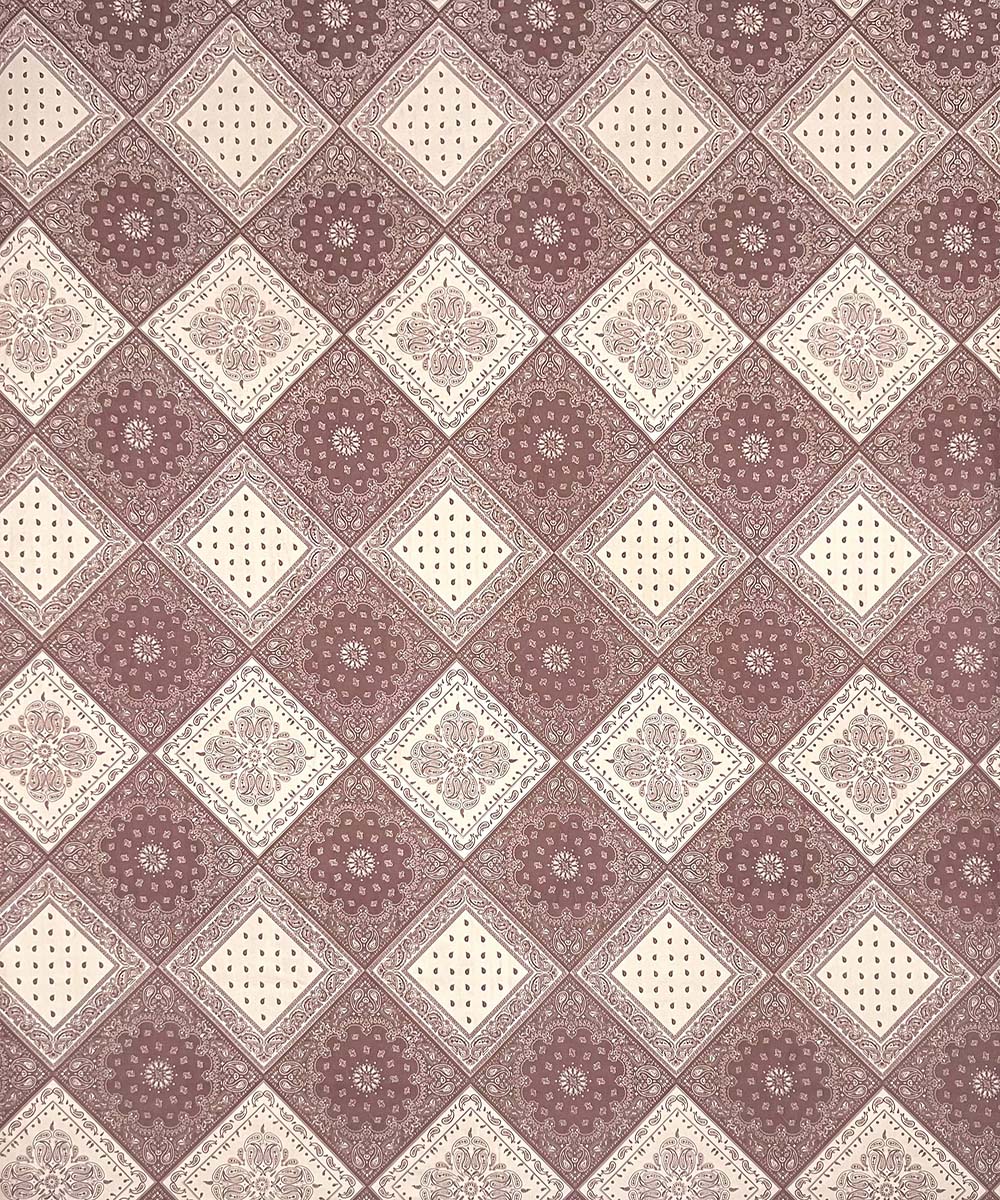 Vintage Elegance King Size Bedsheet With 2 Pillow Cover