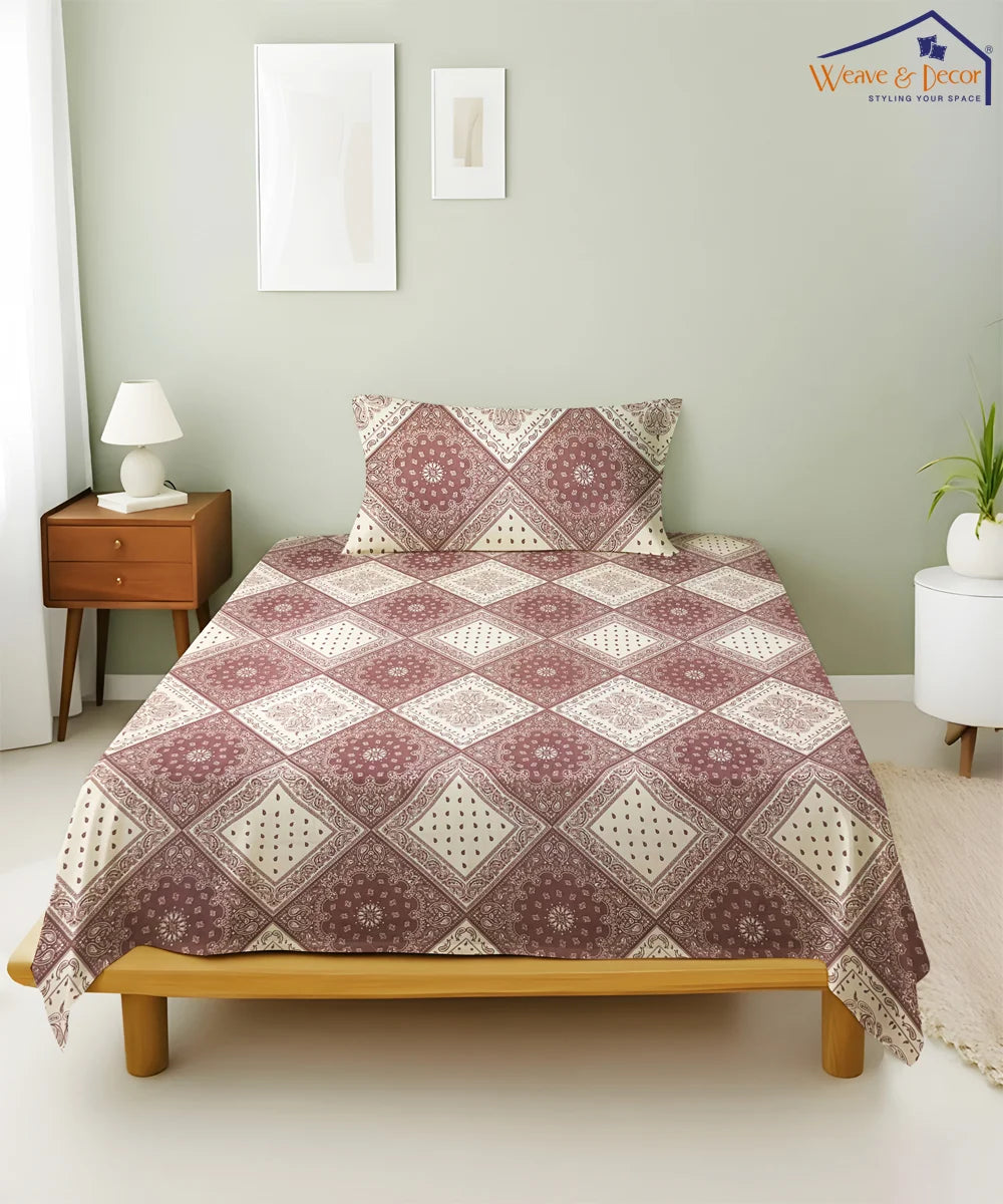 Vintage Elegance King Size Bedsheet With 2 Pillow Cover
