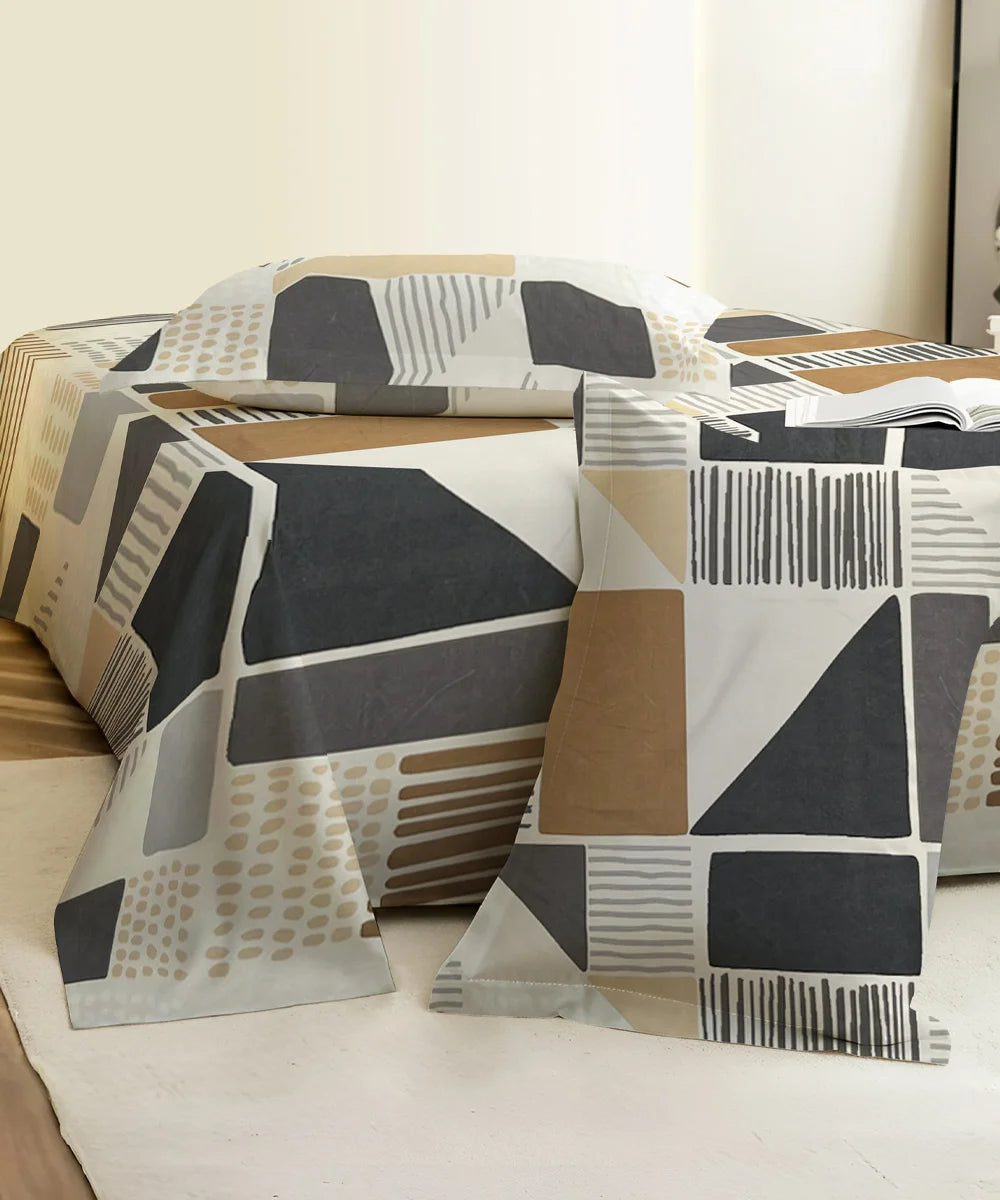 Striped Squares Bedsheet With Pillow Covers