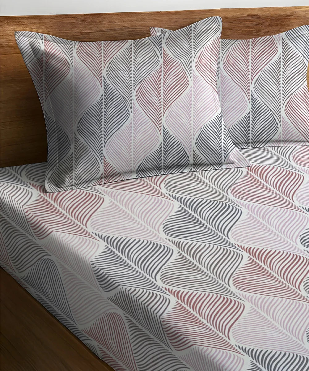 Zen Feathers Super King Fitted Bedsheet With 2 Pillow Covers