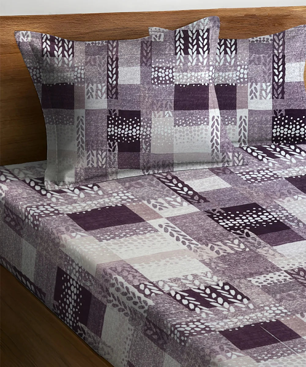 Plum Patch Super King Fitted Bedsheet With 2 Pillow Covers