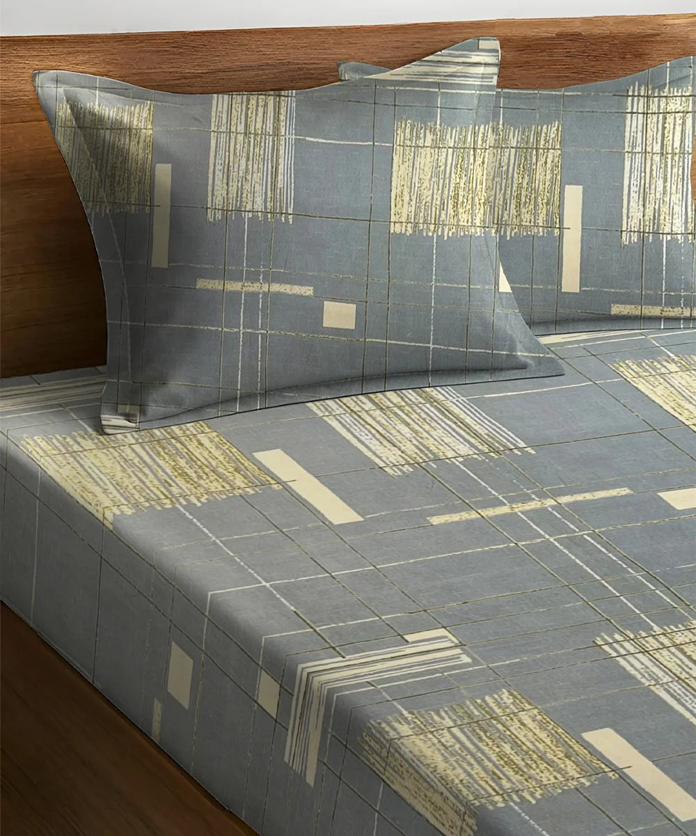 Golden Grid Super King Fitted Bedsheet With 2 Pillow Covers