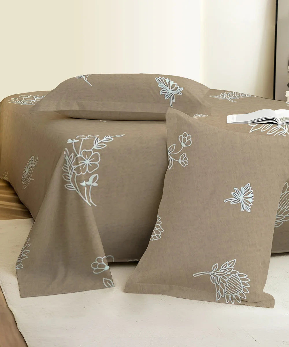 Earthen Elegance Bedsheet With Pillow Covers