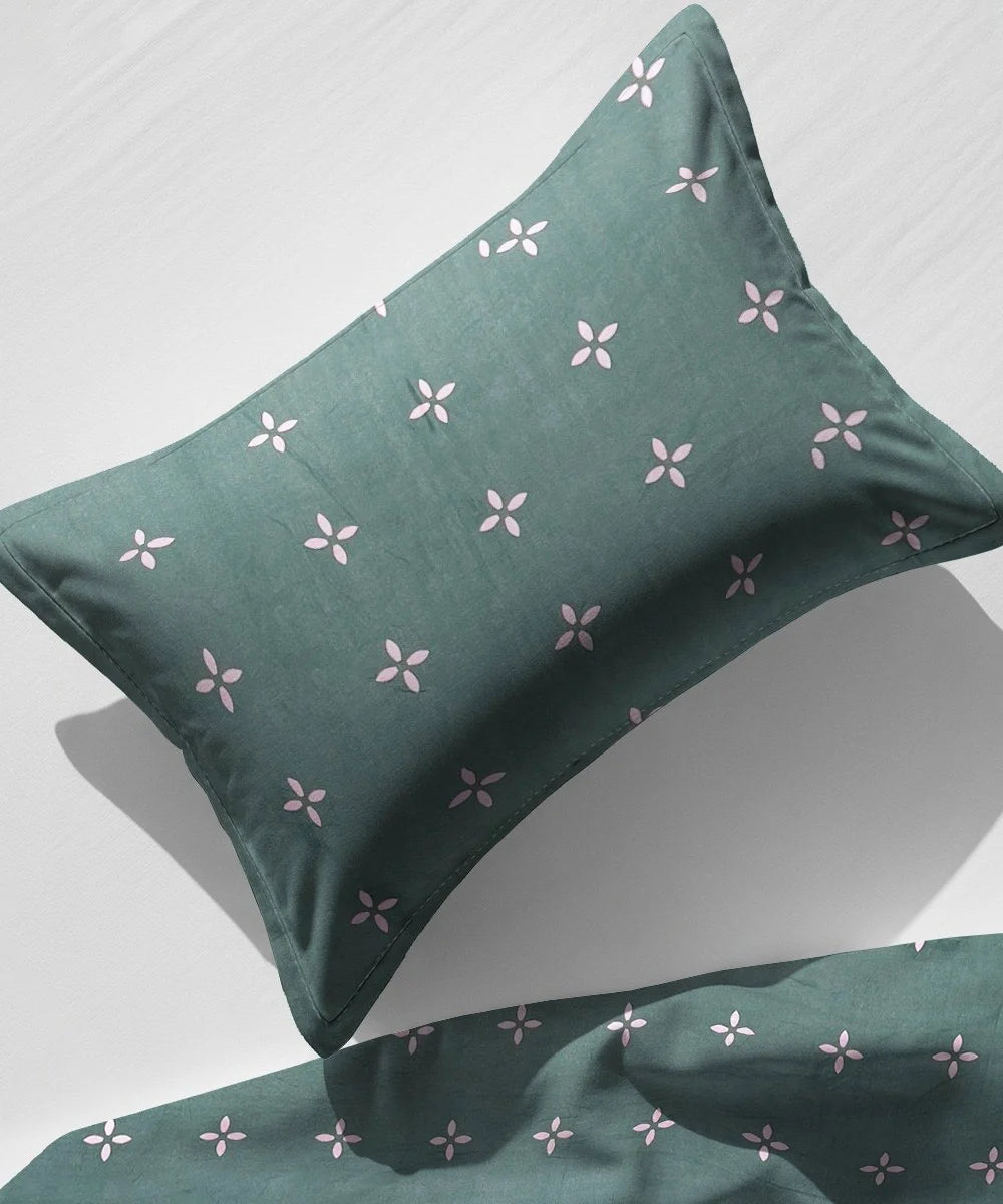 Midnight Blossom King Size Bedsheet With 2 Pillow Cover