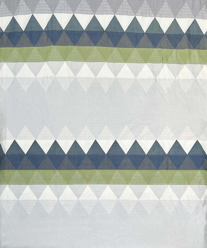Shades of Multicolour Bedsheet With Pillow Covers
