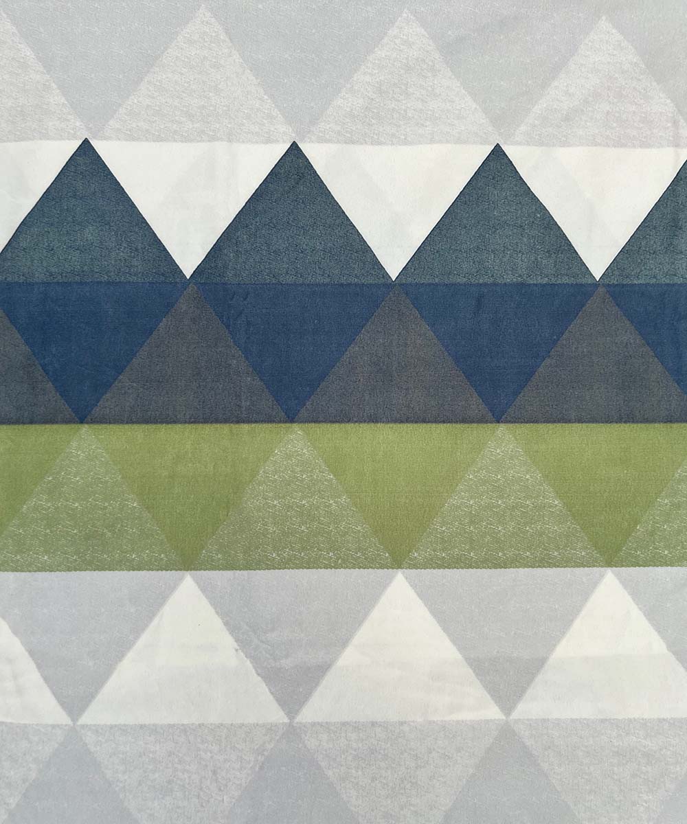 Shades of Multicolour Bedsheet With Pillow Covers