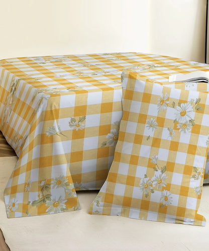 Sunshine DaisyBedsheet With Pillow Covers