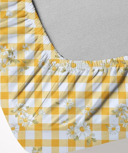 Sunshine DaisyBedsheet With Pillow Covers