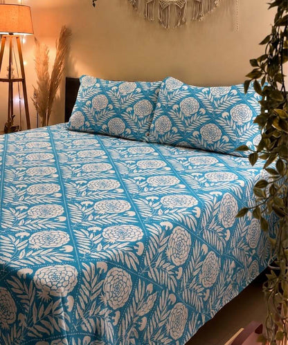 Royal Bloom Stripe Flat Double Bedsheet With 2 Pillow Covers