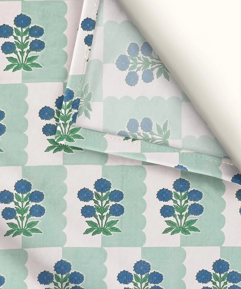 Bluebell MeadowKing Size Bedsheet With 2 Pillow Cover