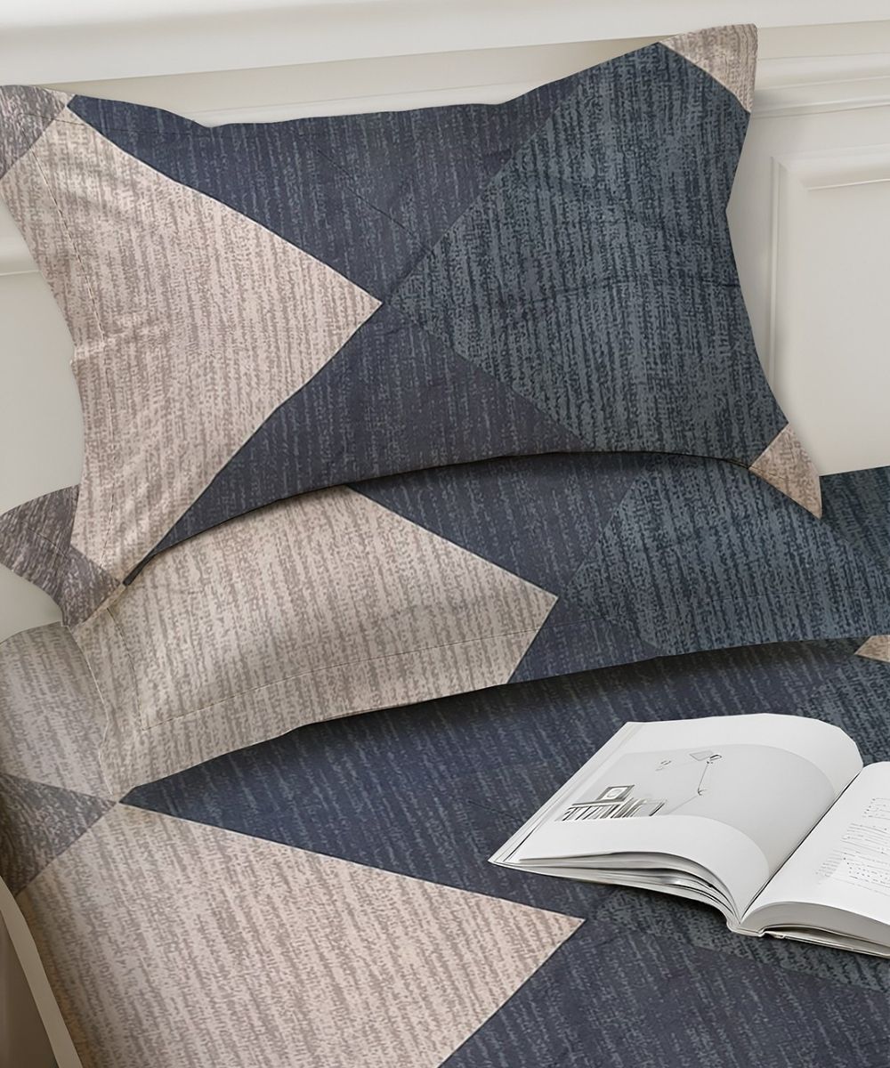 Midnight Geometry Bedsheet With Pillow Covers