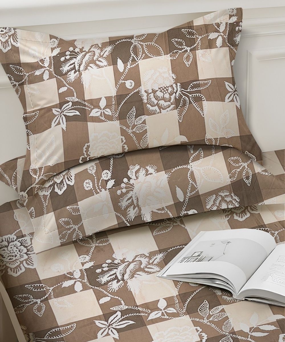 Bloom Check Bedsheet With Pillow Covers