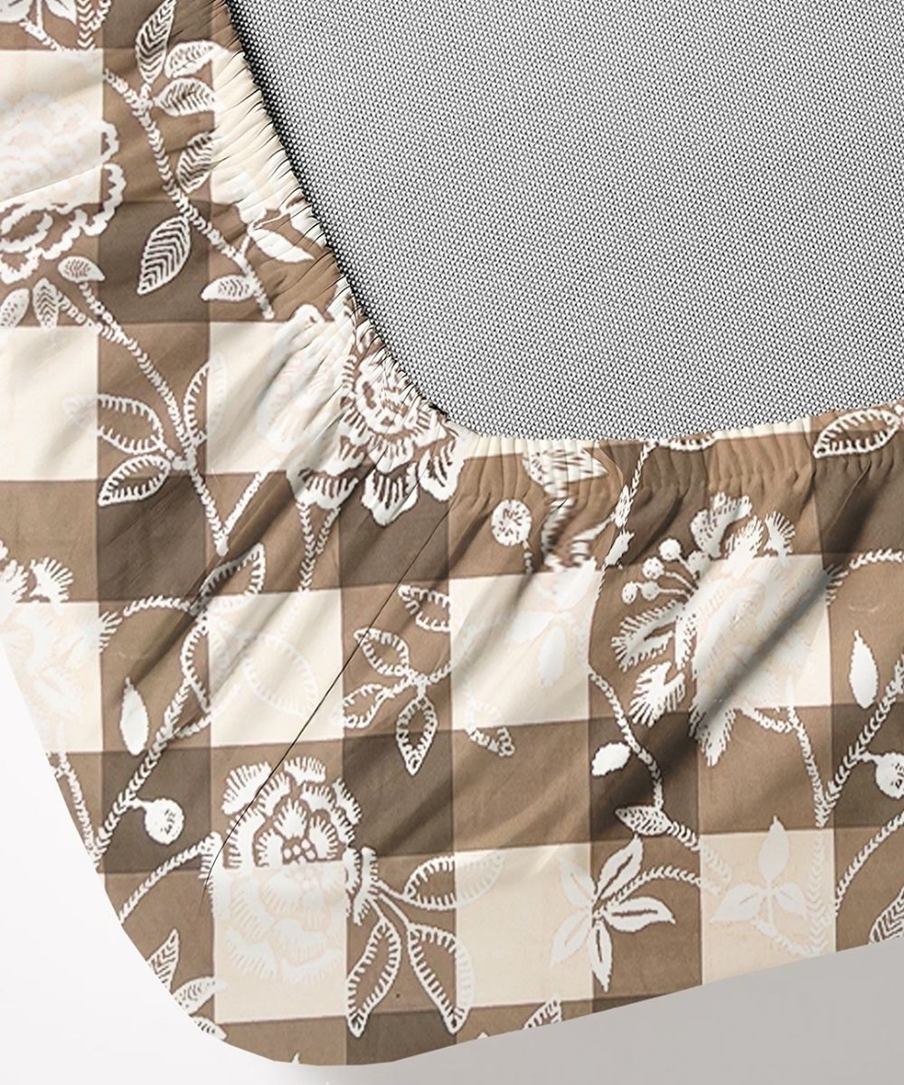 Bloom Check Bedsheet With Pillow Covers