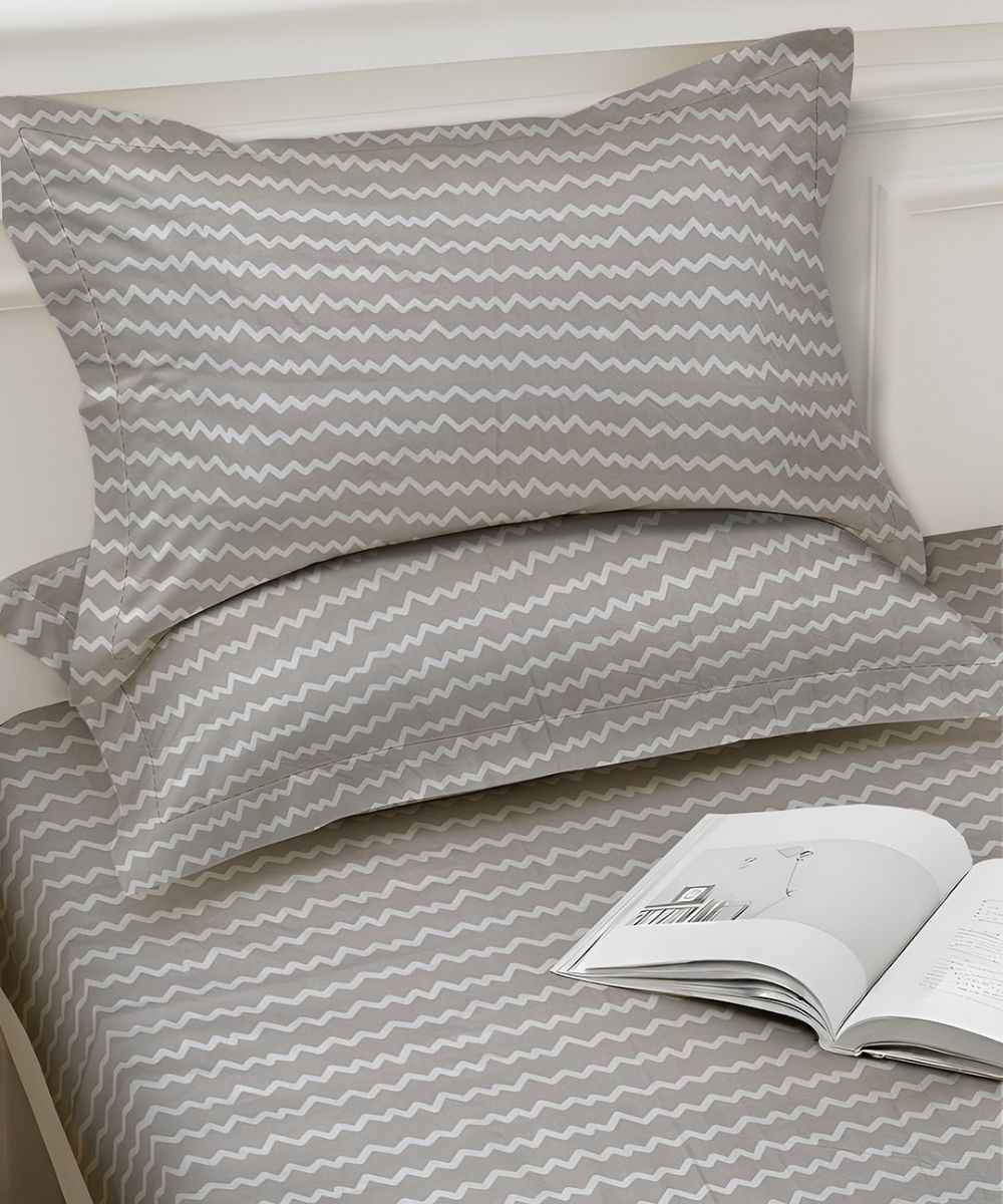 Pearl Wave Bedsheet With Pillow Covers