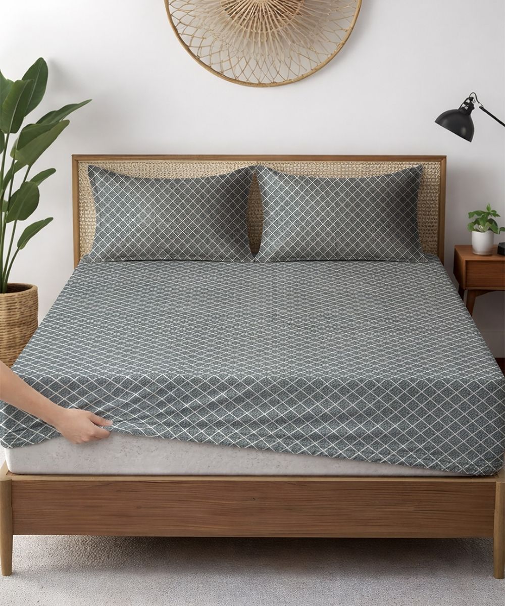 Mist Grey Trellis Bedsheet With Pillow Covers