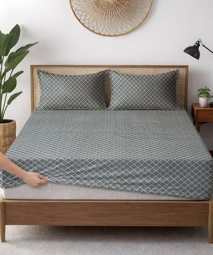 Mist Grey Trellis Bedsheet With Pillow Covers