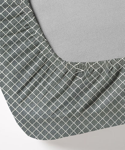 Mist Grey Trellis Bedsheet With Pillow Covers