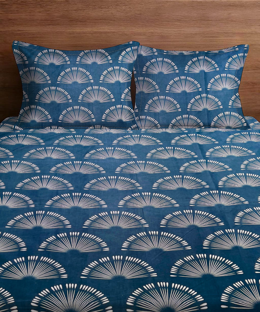 Blue Horizon Flat Bedsheet With Pillow Covers