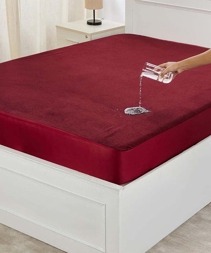 Maroon Solid Terry Mattress Protector
