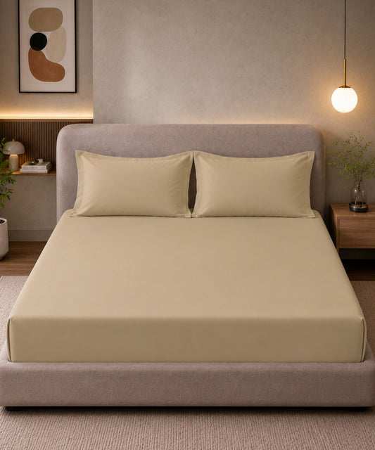 Vanilla Cream Solid Fitted Bedsheet With Pillow Cover