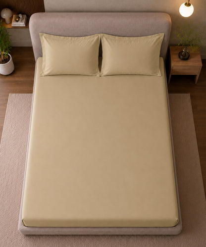 Vanilla Cream Solid Fitted Bedsheet With Pillow Cover