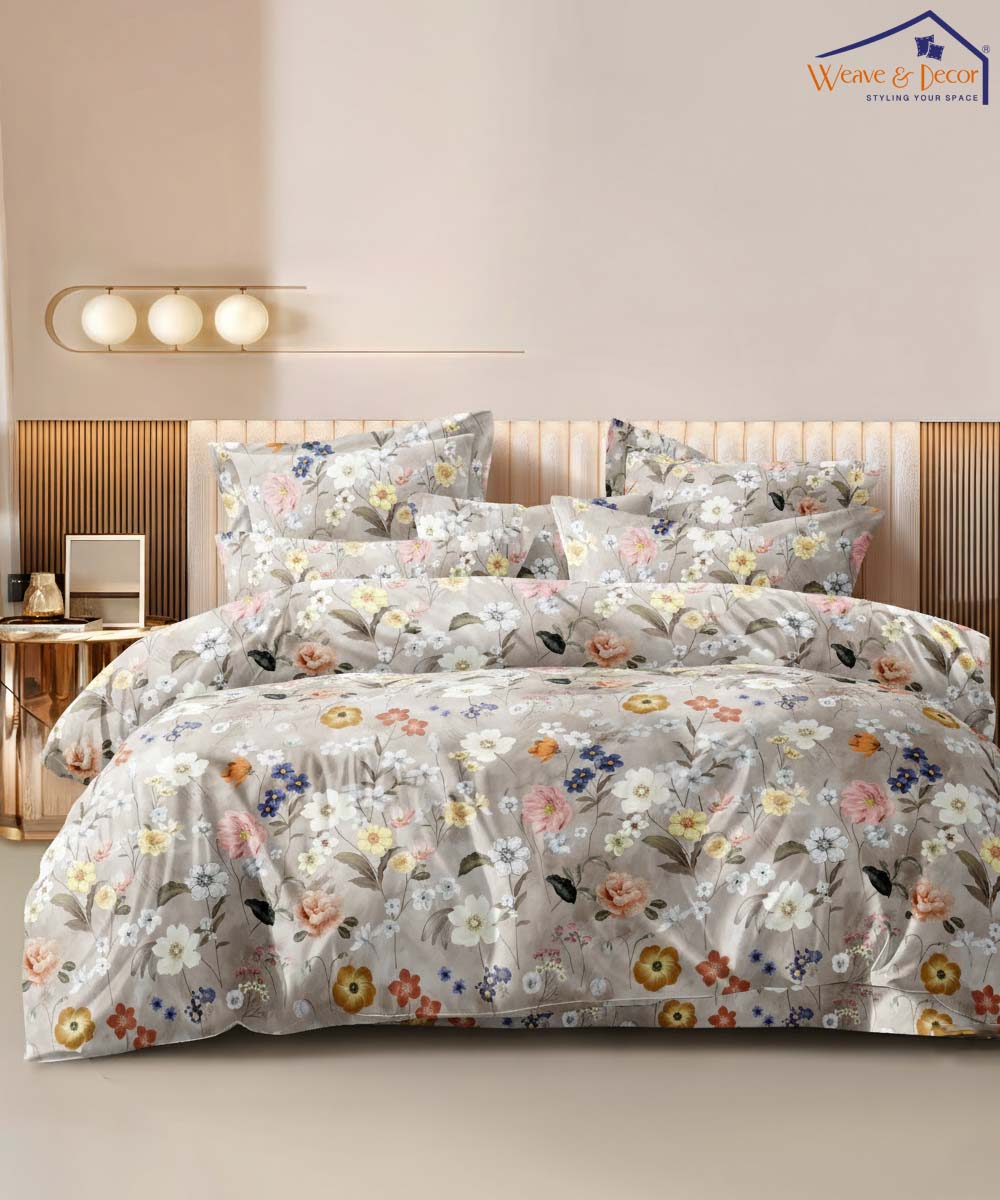 Misty Bloom Quilt / Blanket / Razai / Duvet Covers