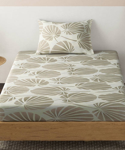 leave pattern double bedsheet 