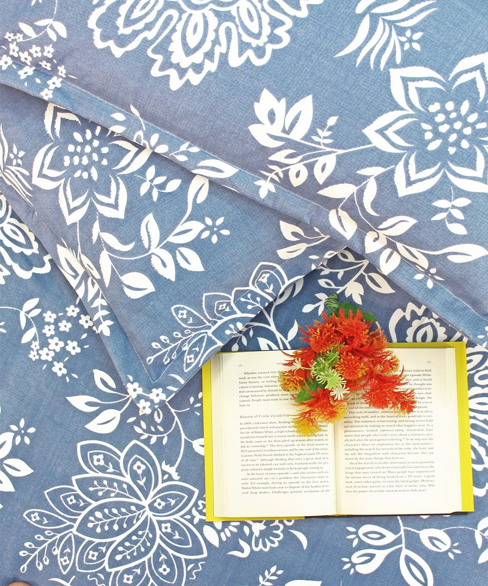 blue floral bedsheet 