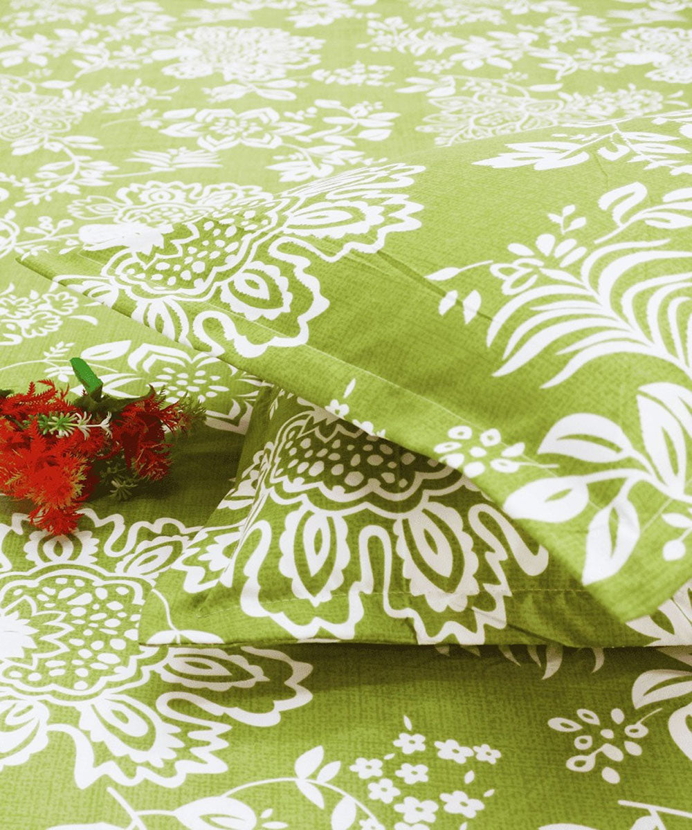 green floral bedsheet 