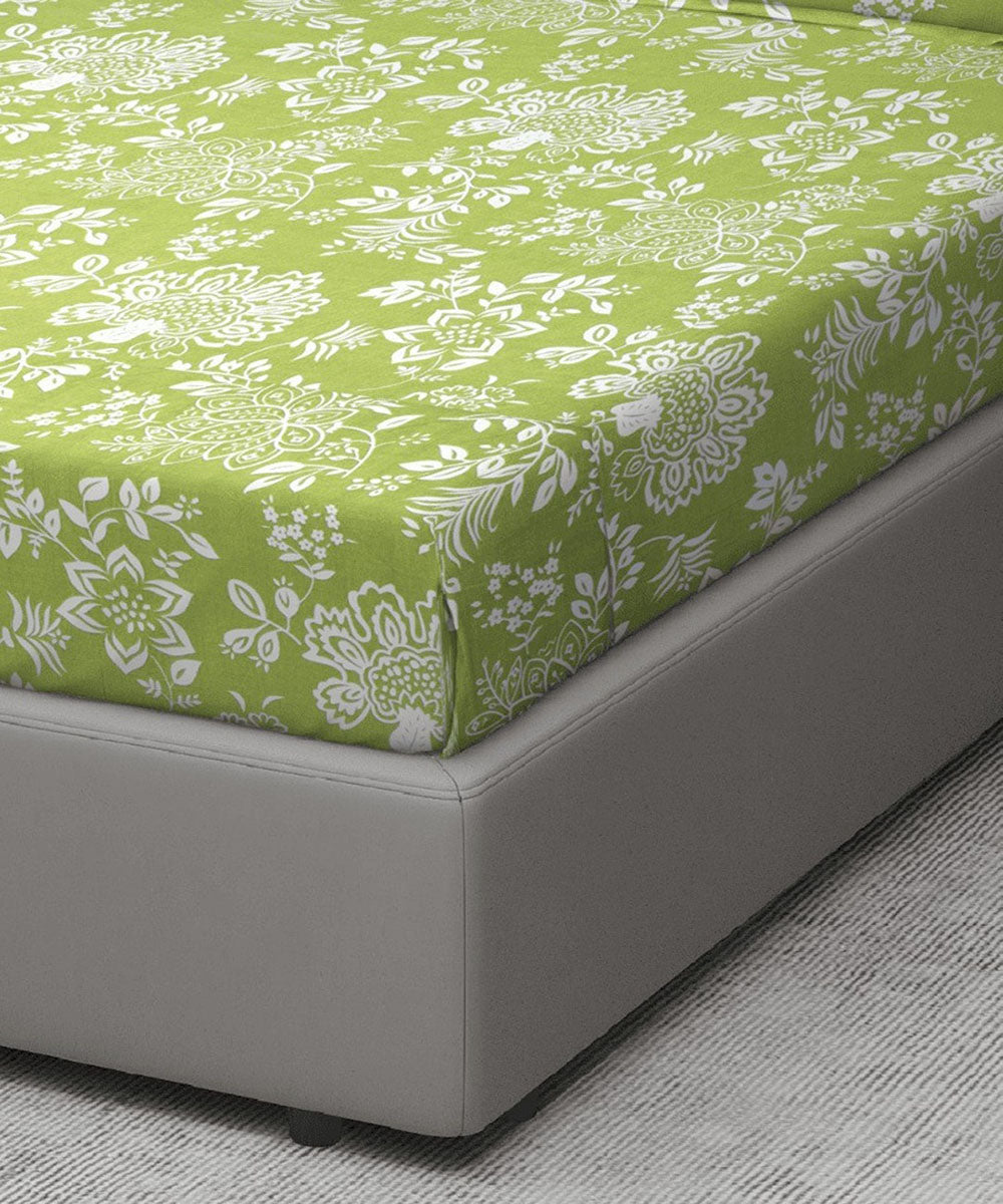 green floral bedsheet 