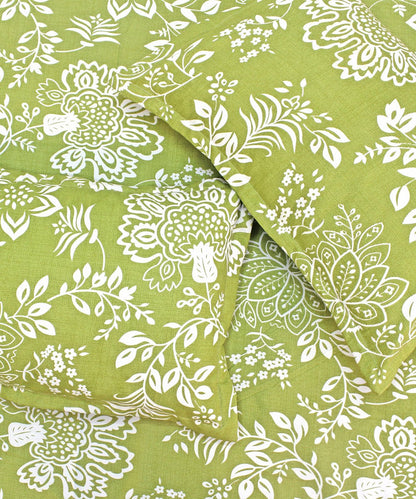 green floral bedsheet 