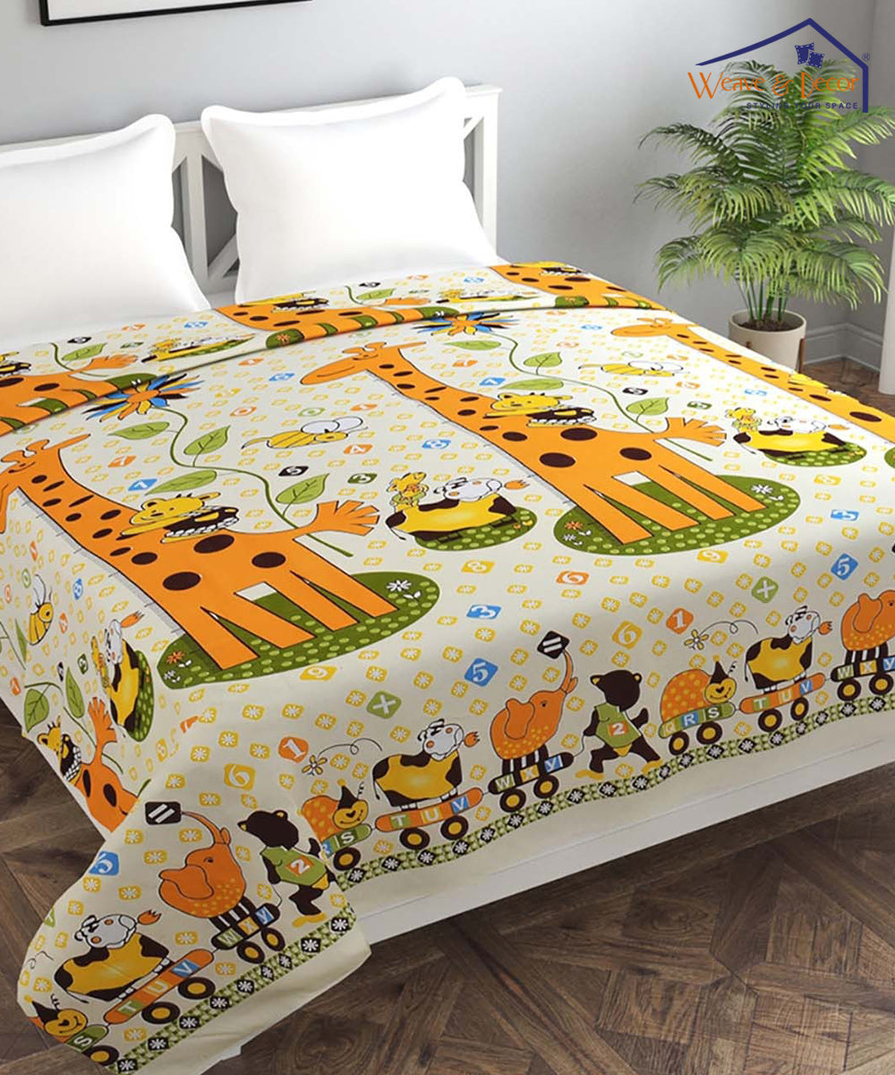Cute Giraffe Quilt / Blanket / Razai / Duvet Cover