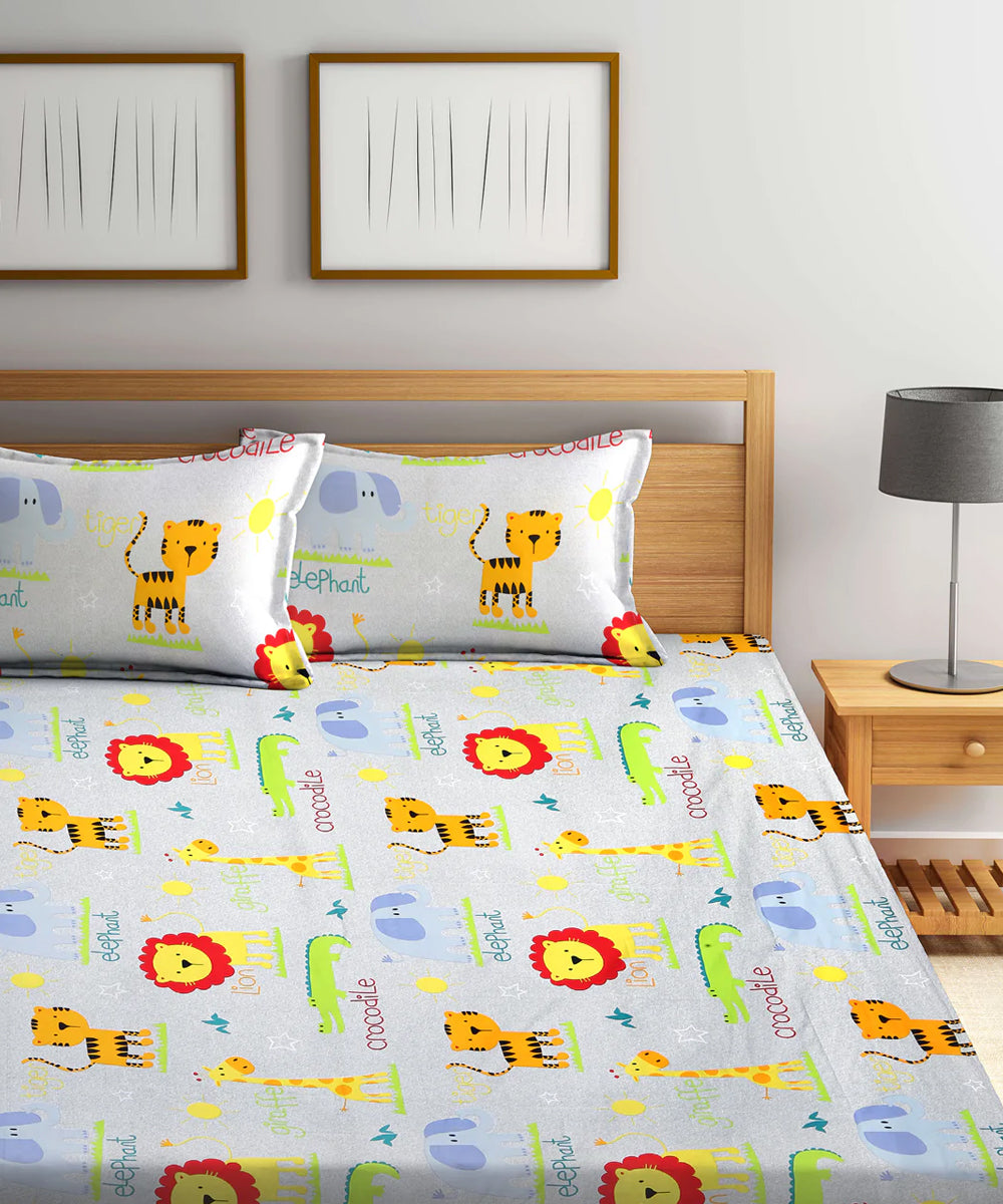 Cute Kids Queen Fitted Bedsheet With 2 Pillow Covers