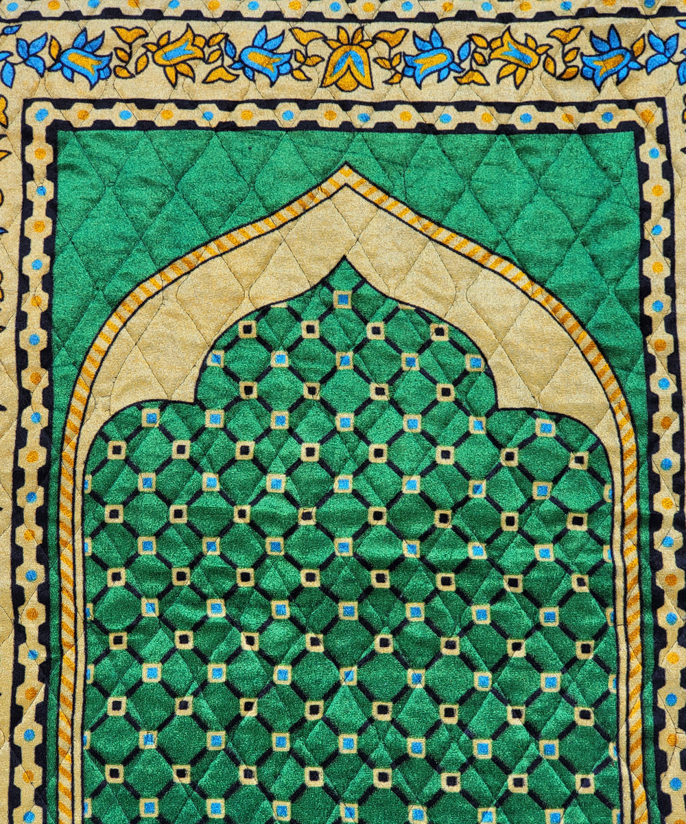 Green Velvet Janamaz Prayer Mat / Rug