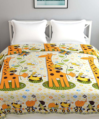 Cute Giraffe Quilt / Blanket / Razai / Duvet Cover