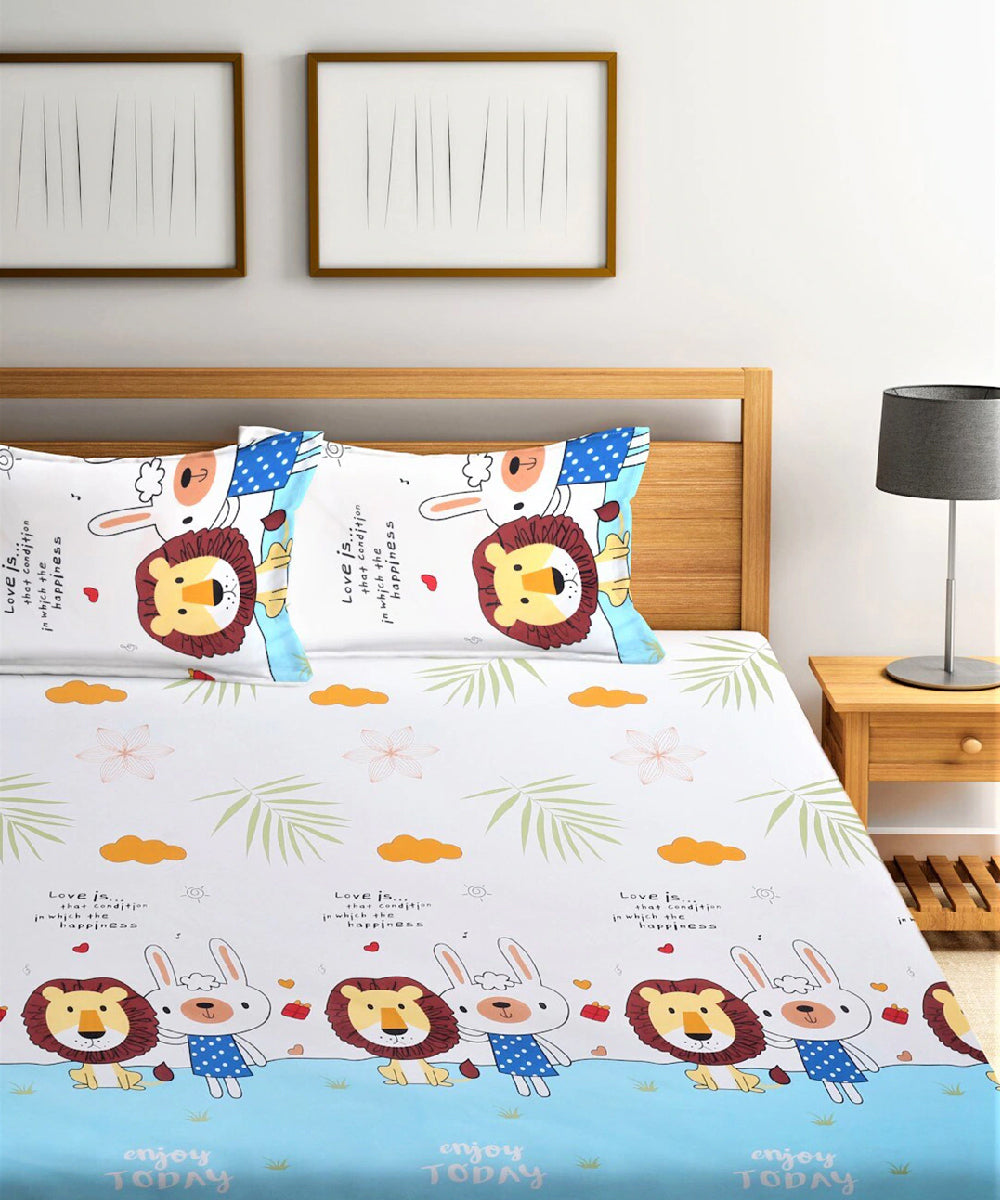 Multi Color Kids Queen Fitted Bedsheet With 2 Pillow Covers