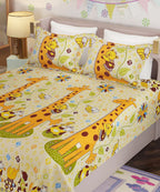 Cute Giraffe King Size Bedsheet With 2 Pillow Cover