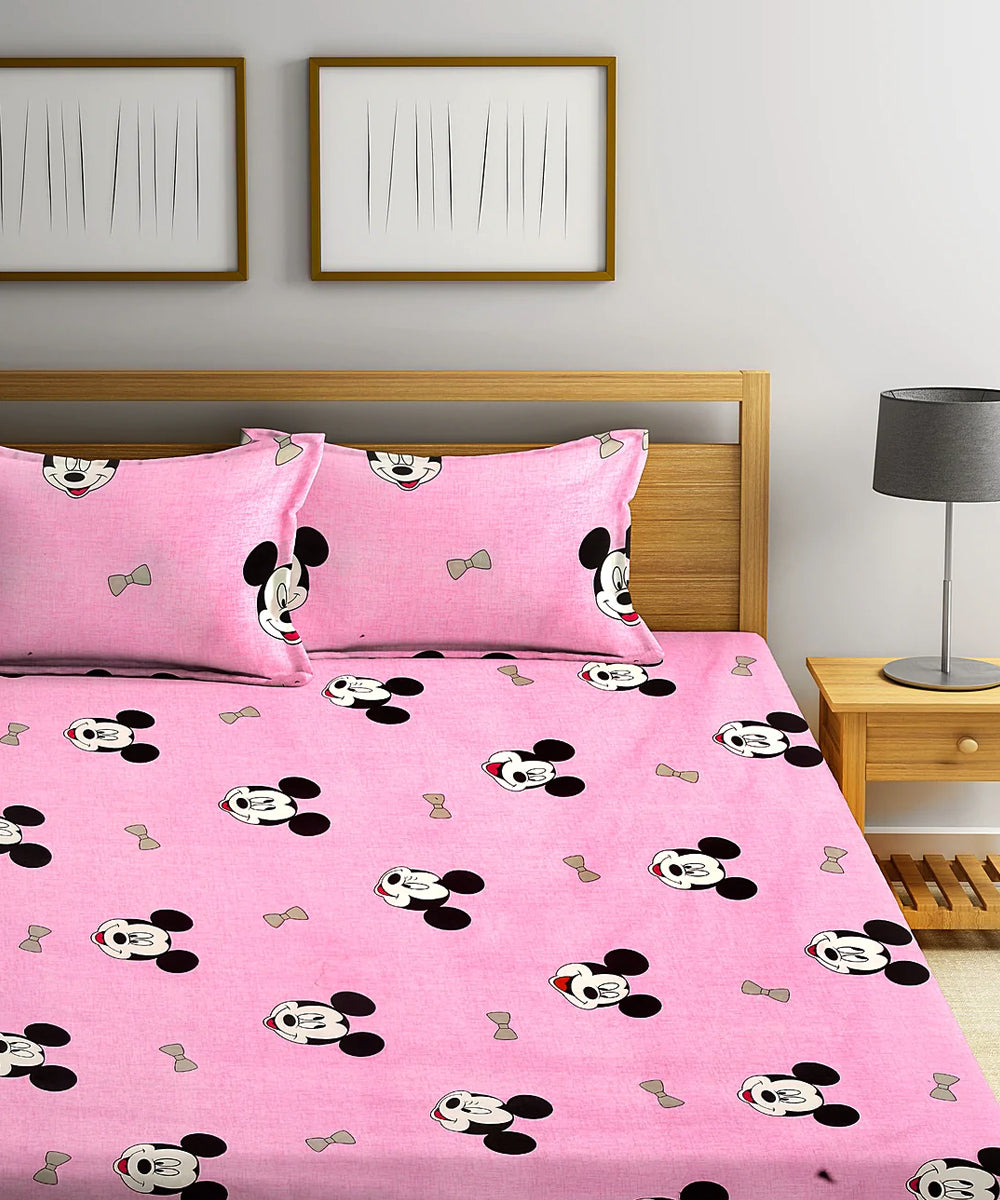 Mouse Magic Kids Flat Bedsheet With Pillow Covers