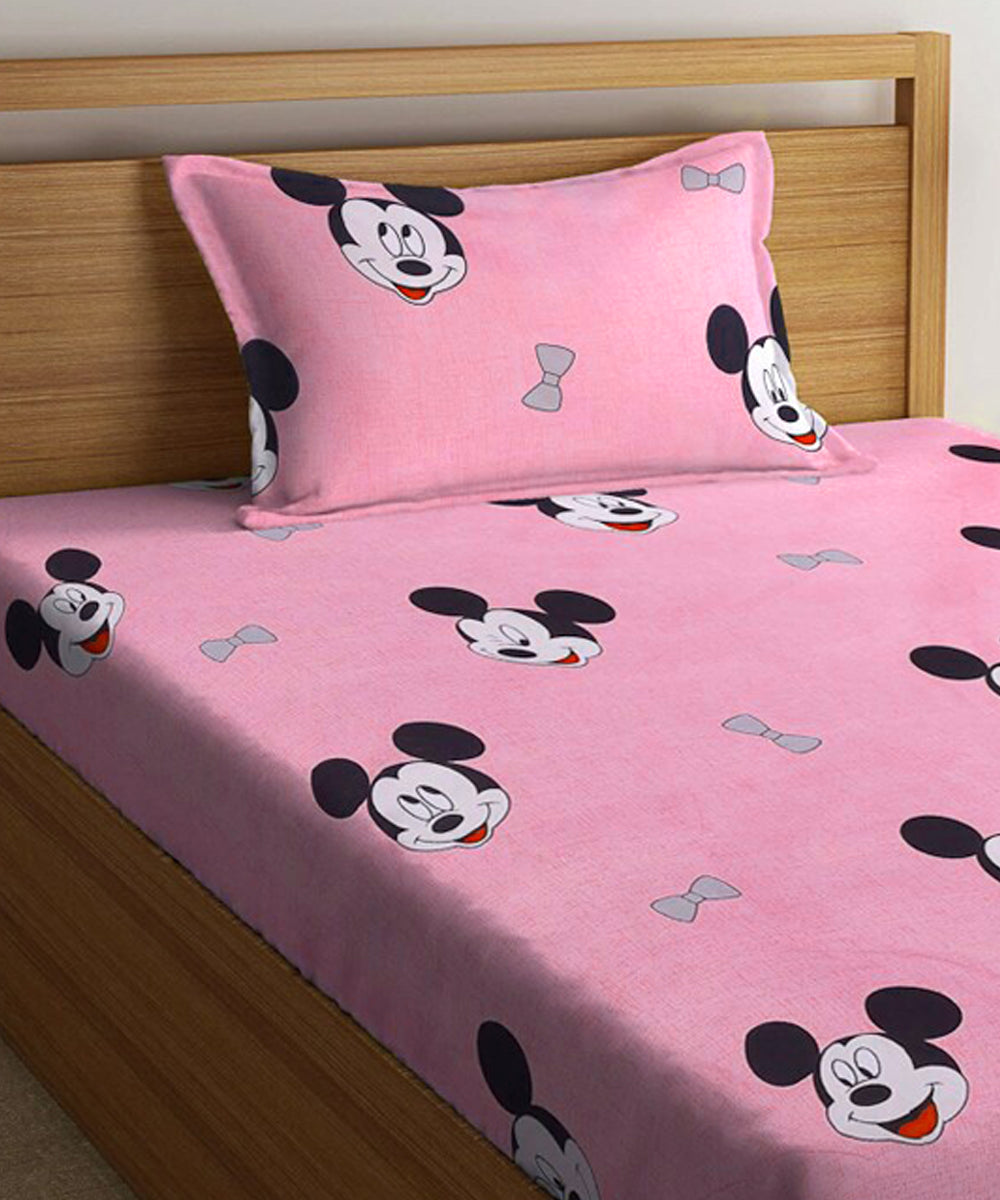 Mouse Magic Kids Flat Bedsheet With Pillow Covers