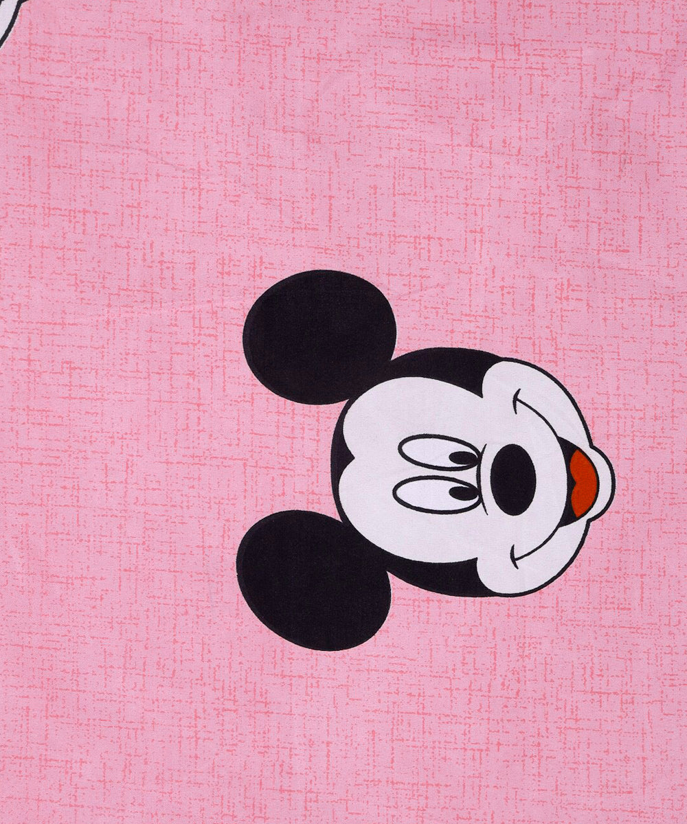 Mouse Magic Kids Flat Bedsheet With Pillow Covers